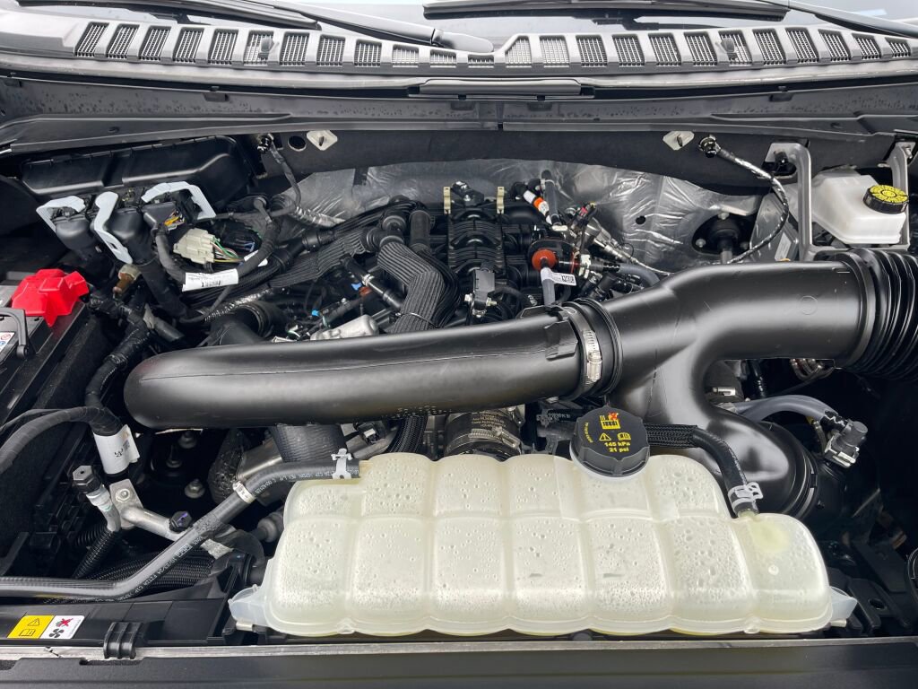 Certified 2025 Ford Expedition Active image 35