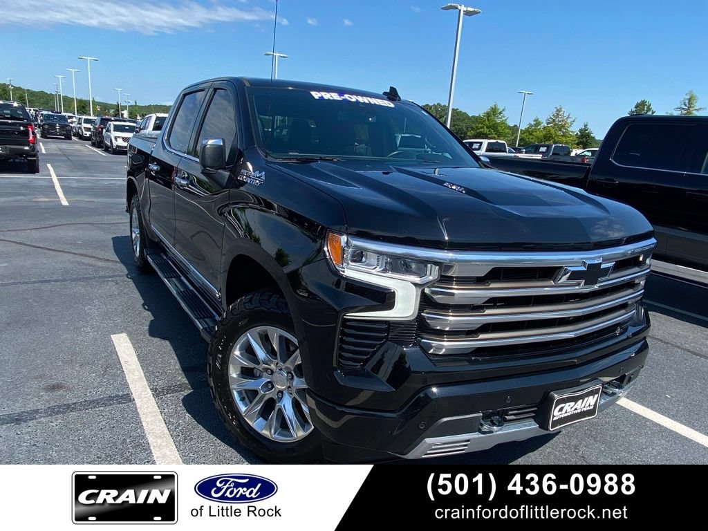 Used 2022 Chevrolet Silverado 1500 High Country w/ High Country Premium Package AWD/4WD image 1