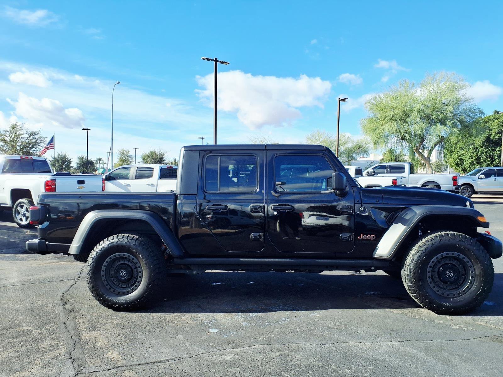 Used 2021 Jeep Gladiator Mojave image 2