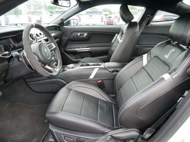 Certified 2022 Ford Mustang Shelby GT500 w/ Technology Package RWD image 7