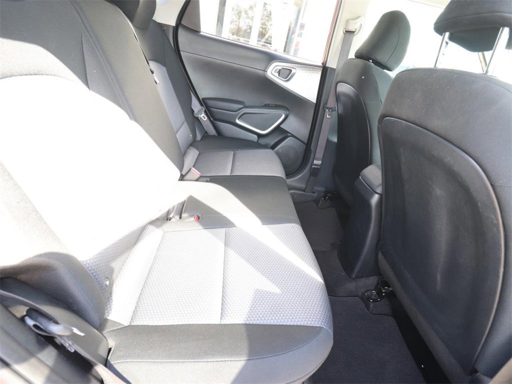 Used 2025 Kia Soul LX w/ LX Technology Package image 20