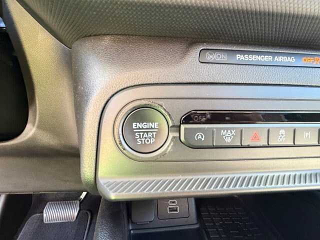 Certified 2025 Ford Bronco Sport Outer Banks w/ Outer Banks Tech Package+ AWD/4WD image 30