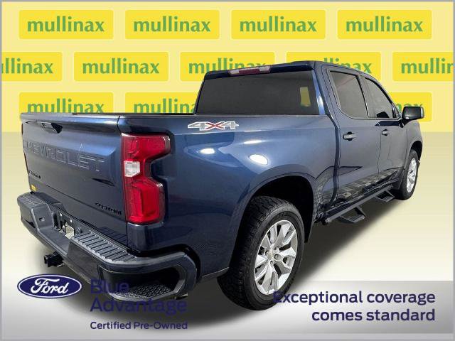 Used 2021 Chevrolet Silverado 1500 Custom w/ LPO, Dark Essentials Package AWD/4WD image 4