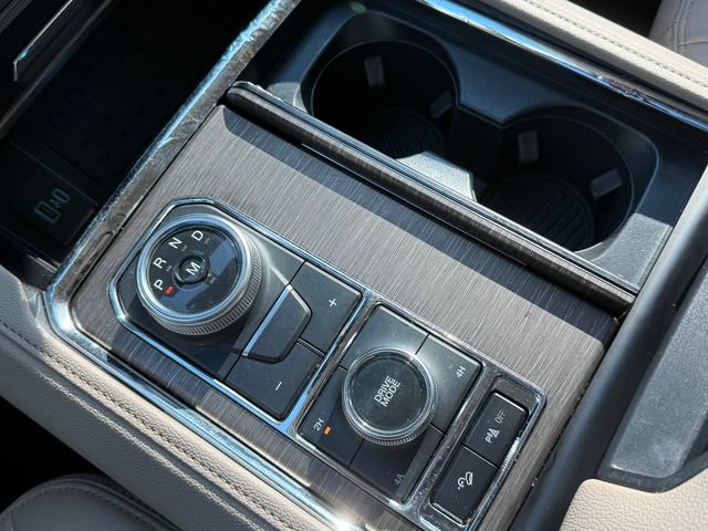 Certified 2024 Ford Expedition Limited AWD/4WD image 16