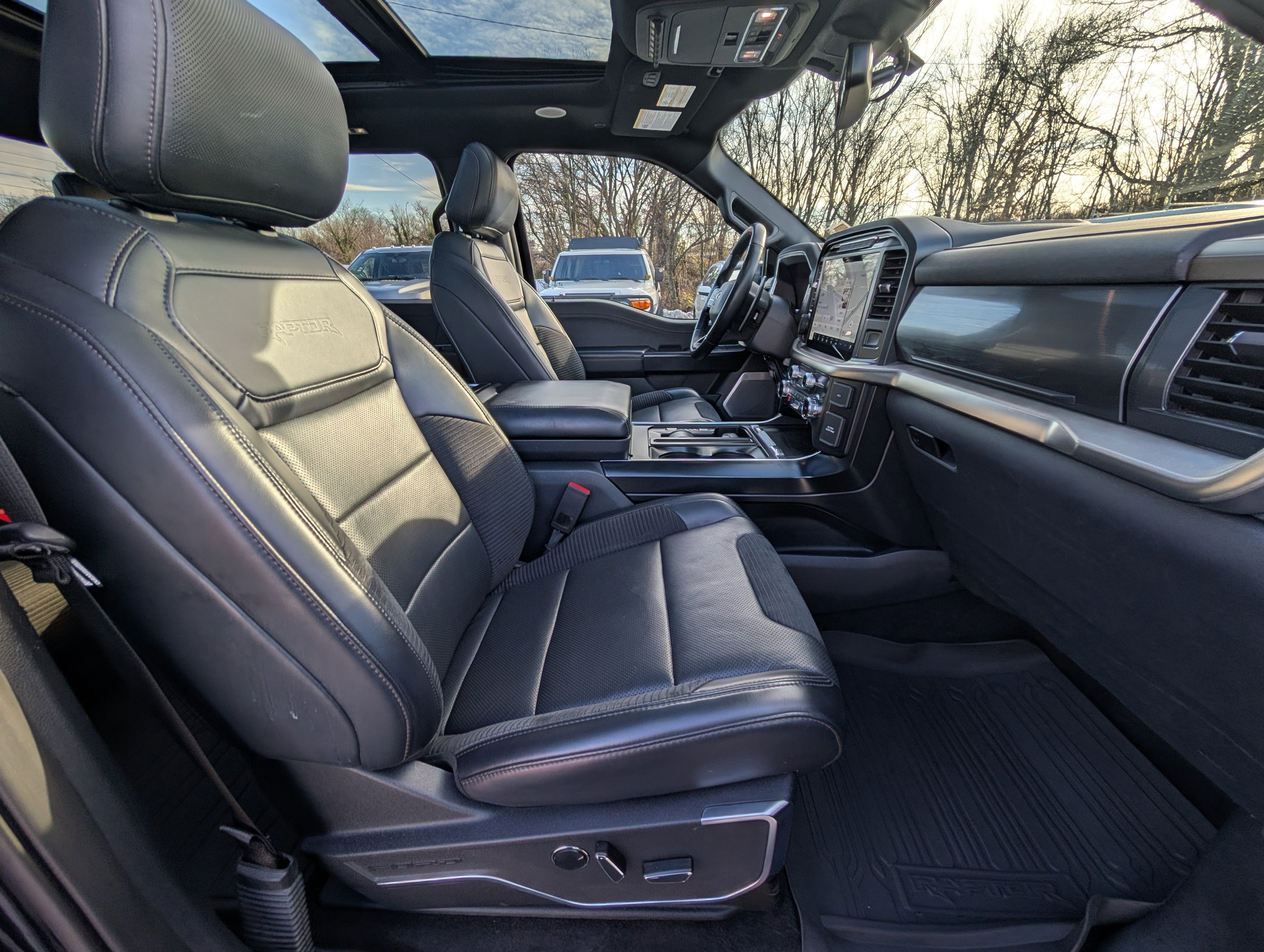 Certified 2023 Ford F150 Raptor image 12