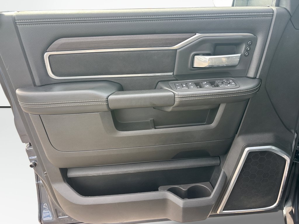 Used 2025 RAM 2500 Laramie w/ Night Edition AWD/4WD image 26
