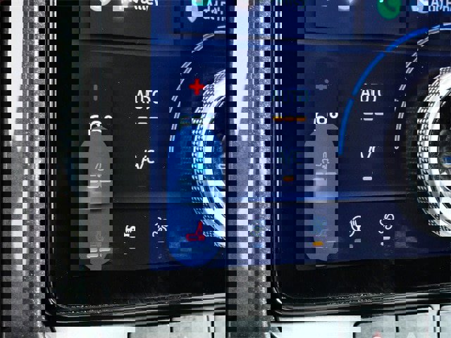 Certified 2024 Ford Expedition Timberline image 27