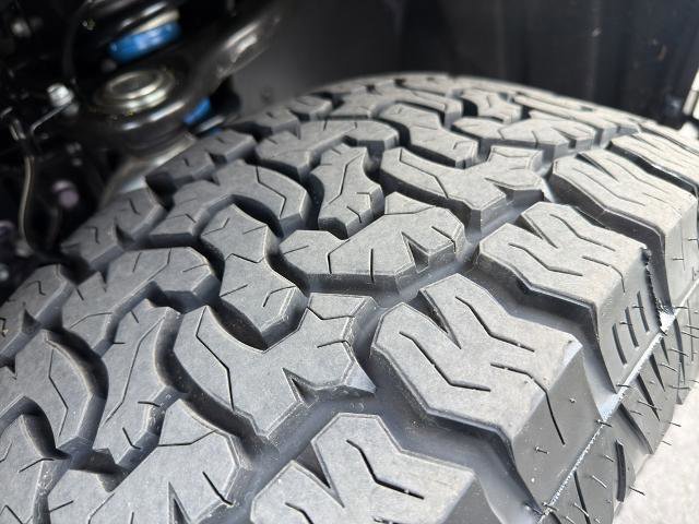 Used 2025 Toyota Tacoma TRD Off-Road image 12