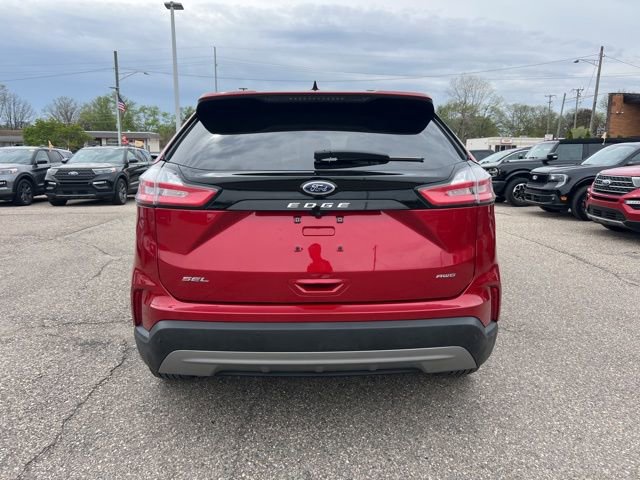 Certified 2023 Ford Edge SEL w/ Convenience Package AWD/4WD image 5