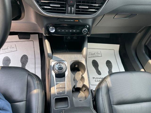 Certified 2024 Ford Escape Platinum AWD/4WD image 15