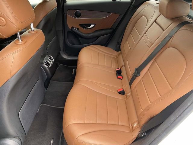 Used 2020 Mercedes-Benz GLC 300 image 16