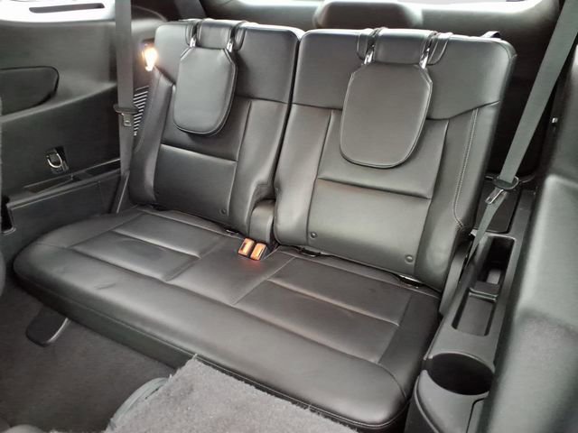 Certified 2022 Ford Explorer XLT w/ Equipment Group 202A image 6