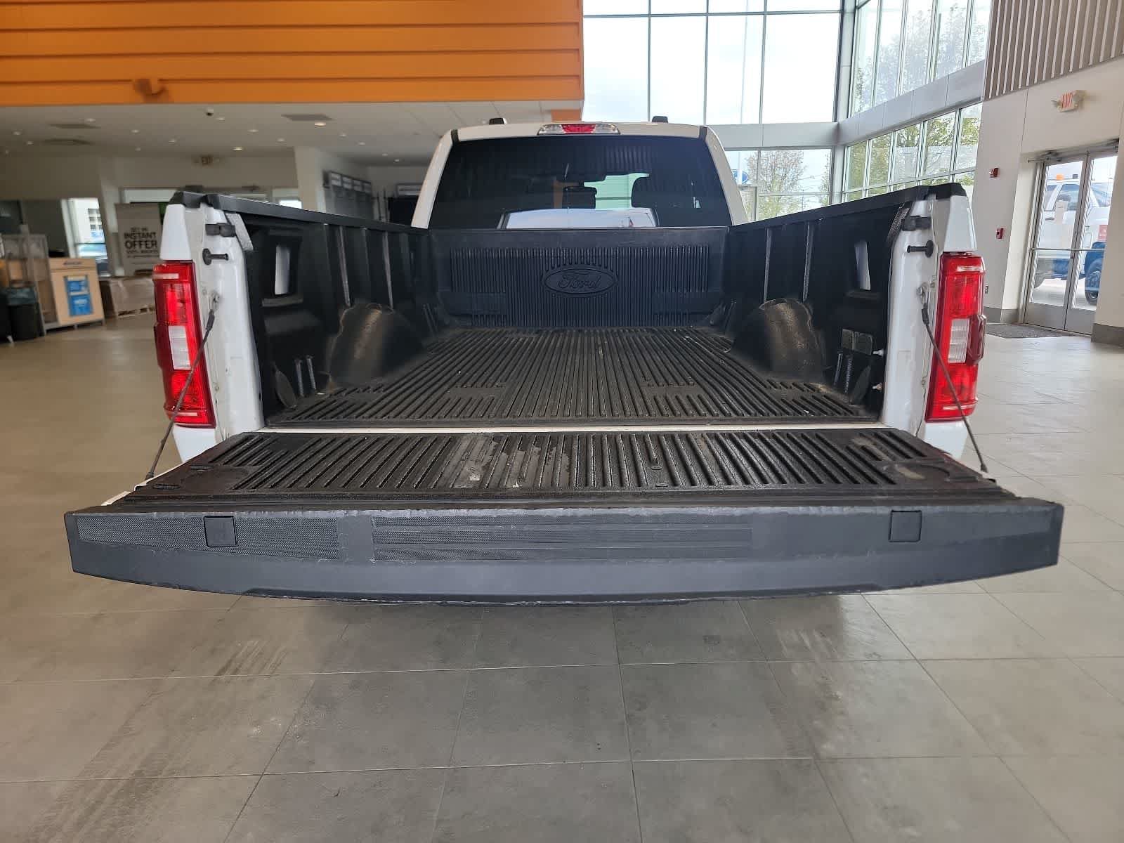Certified 2021 Ford F150 XLT RWD image 32