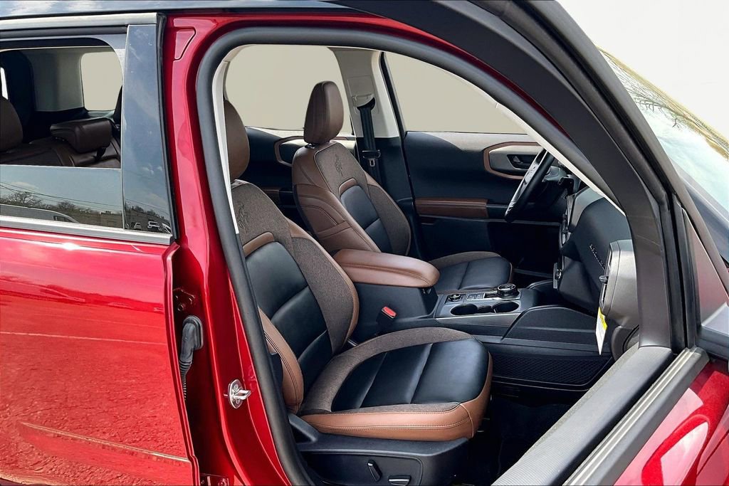 Certified 2025 Ford Bronco Sport Outer Banks w/ Outer Banks Tech Package+ image 7