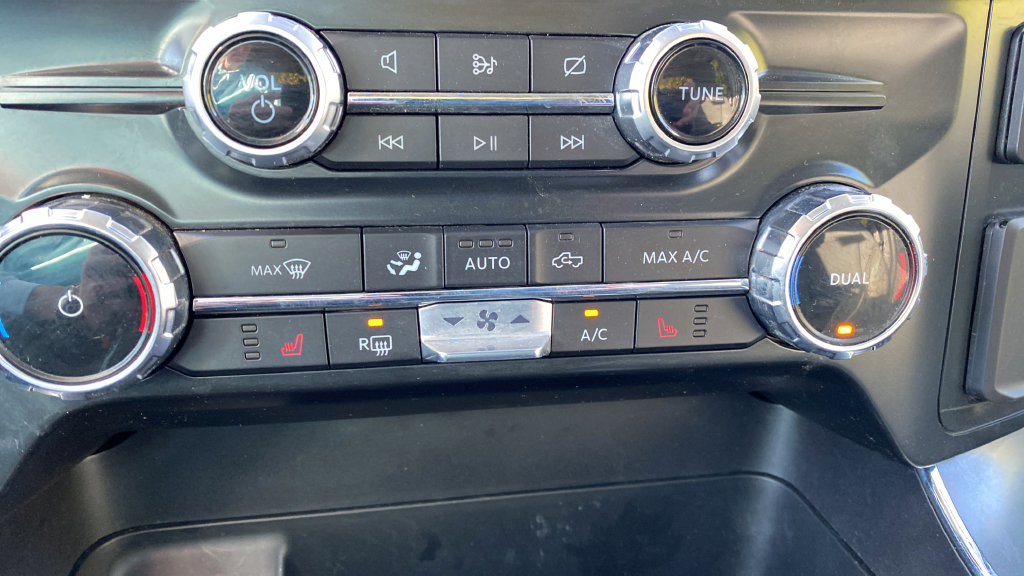 Certified 2022 Ford F150 XLT w/ Equipment Group 302A High AWD/4WD image 17