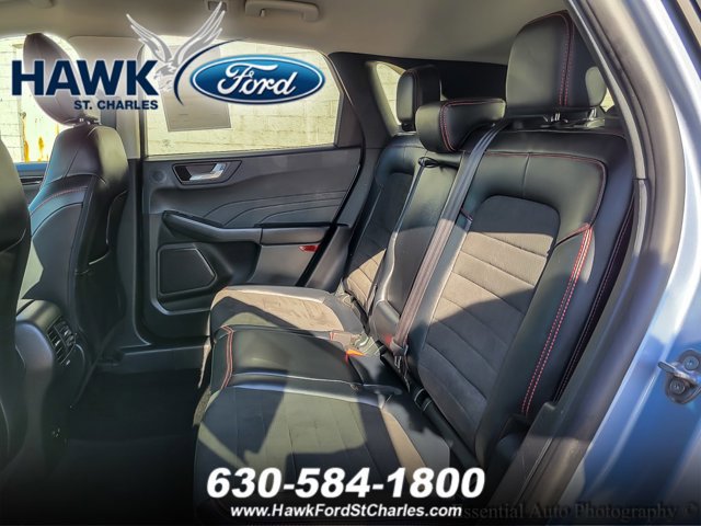 Certified 2022 Ford Escape SEL w/ SEL Stealth AWD Package image 9