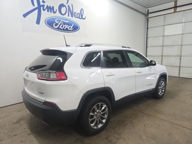 Used 2019 Jeep Cherokee Latitude Plus w/ Cold Weather Group AWD/4WD image 10