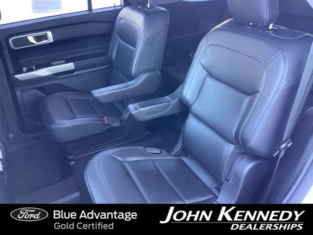 Certified 2022 Ford Explorer XLT w/ Equipment Group 202A AWD/4WD image 23