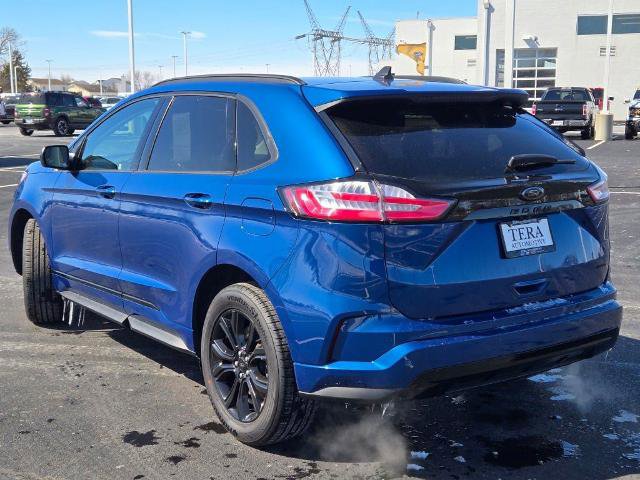 Certified 2024 Ford Edge SE w/ Black Appearance Package image 14