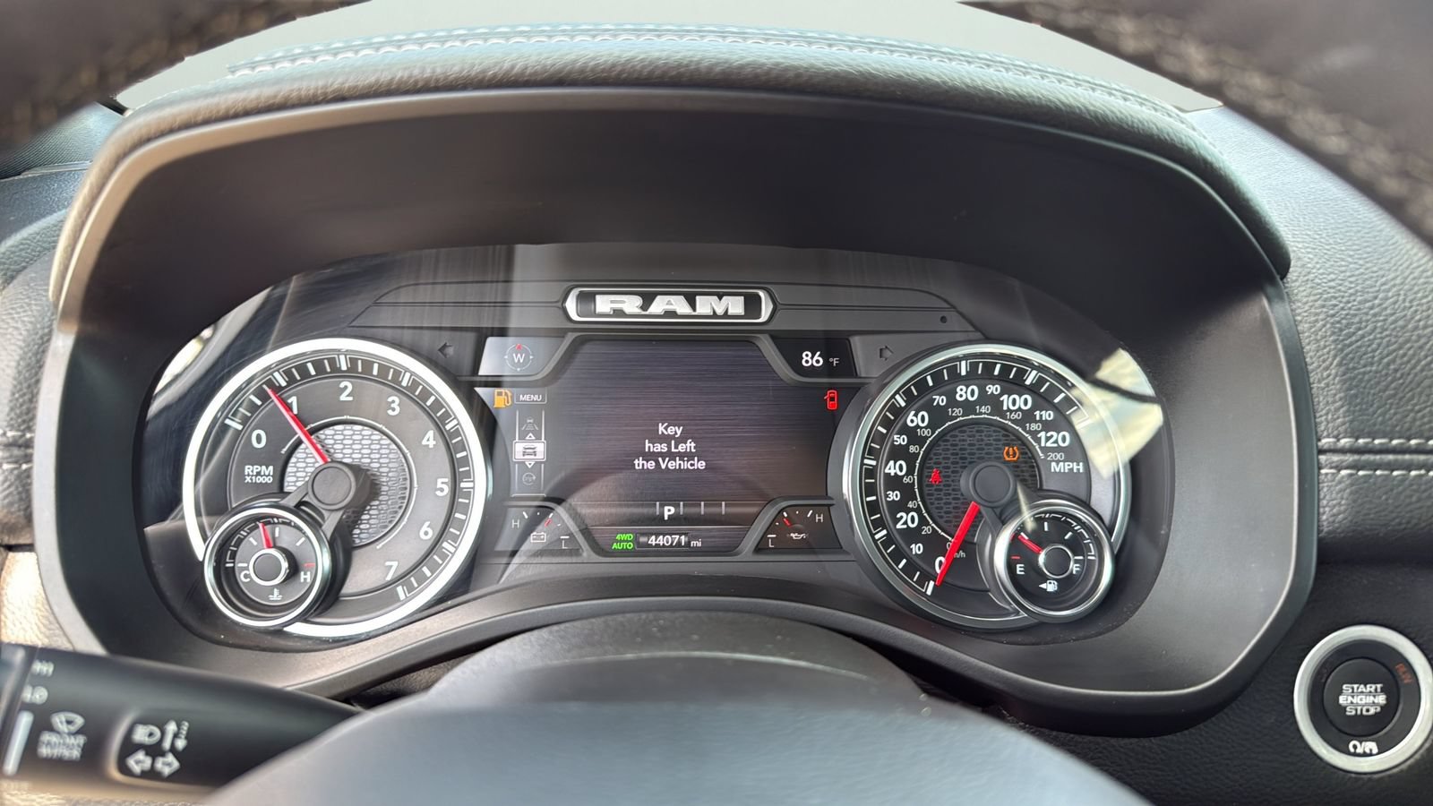 Used 2025 RAM 1500 Laramie AWD/4WD image 14