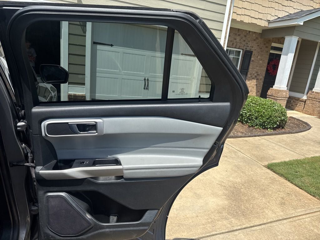 Certified 2021 Ford Explorer XLT w/ Equipment Group 202A RWD image 27