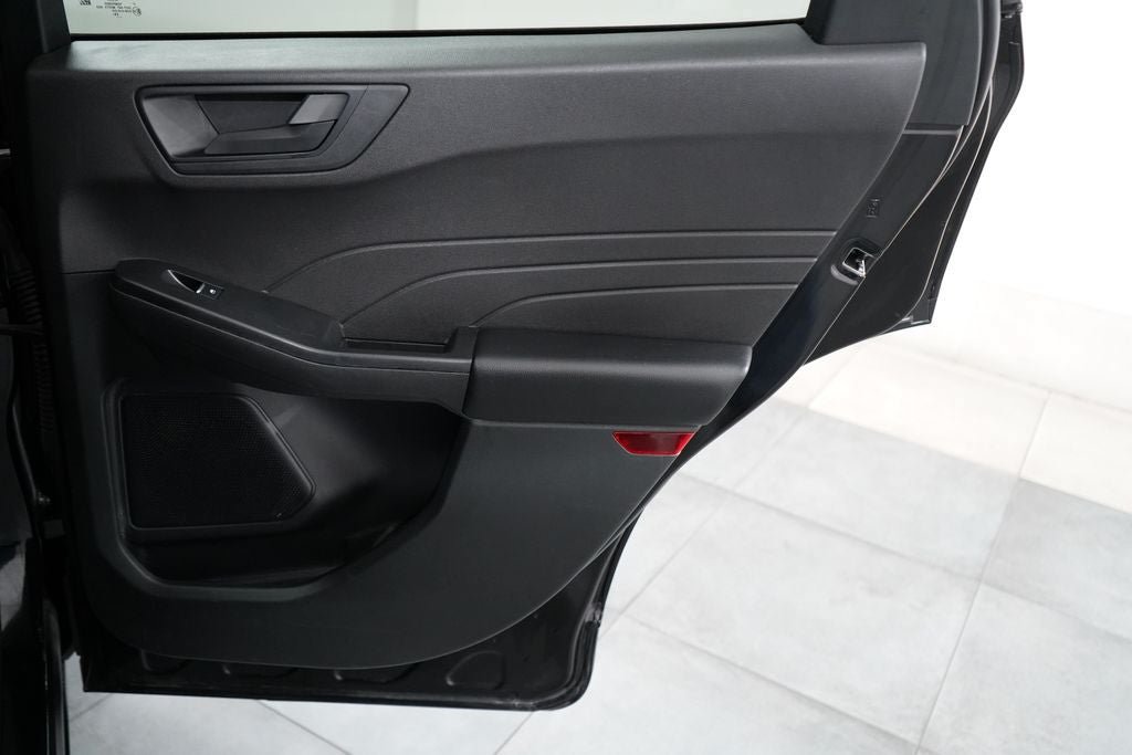Certified 2025 Ford Escape Active AWD/4WD image 23