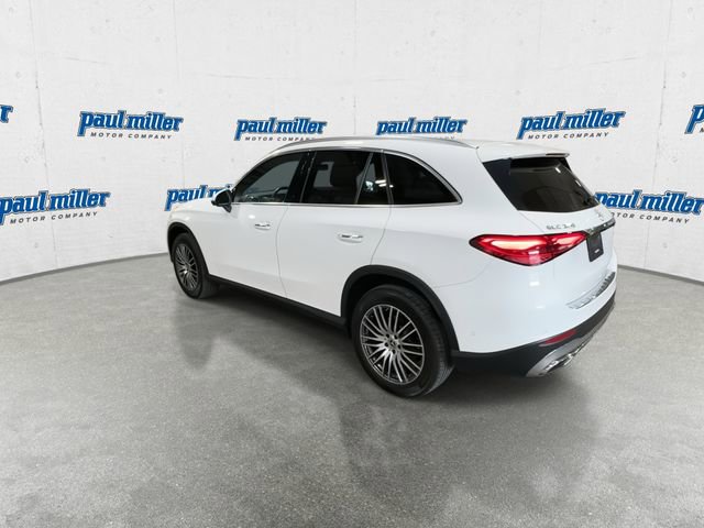 Used 2023 Mercedes-Benz GLC 300 4MATIC image 8