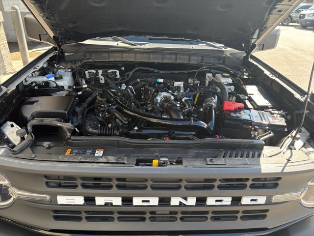 Certified 2024 Ford Bronco Black Diamond AWD/4WD image 21