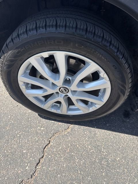 Used 2020 Nissan Rogue Sport S w/ Appearance Package image 11