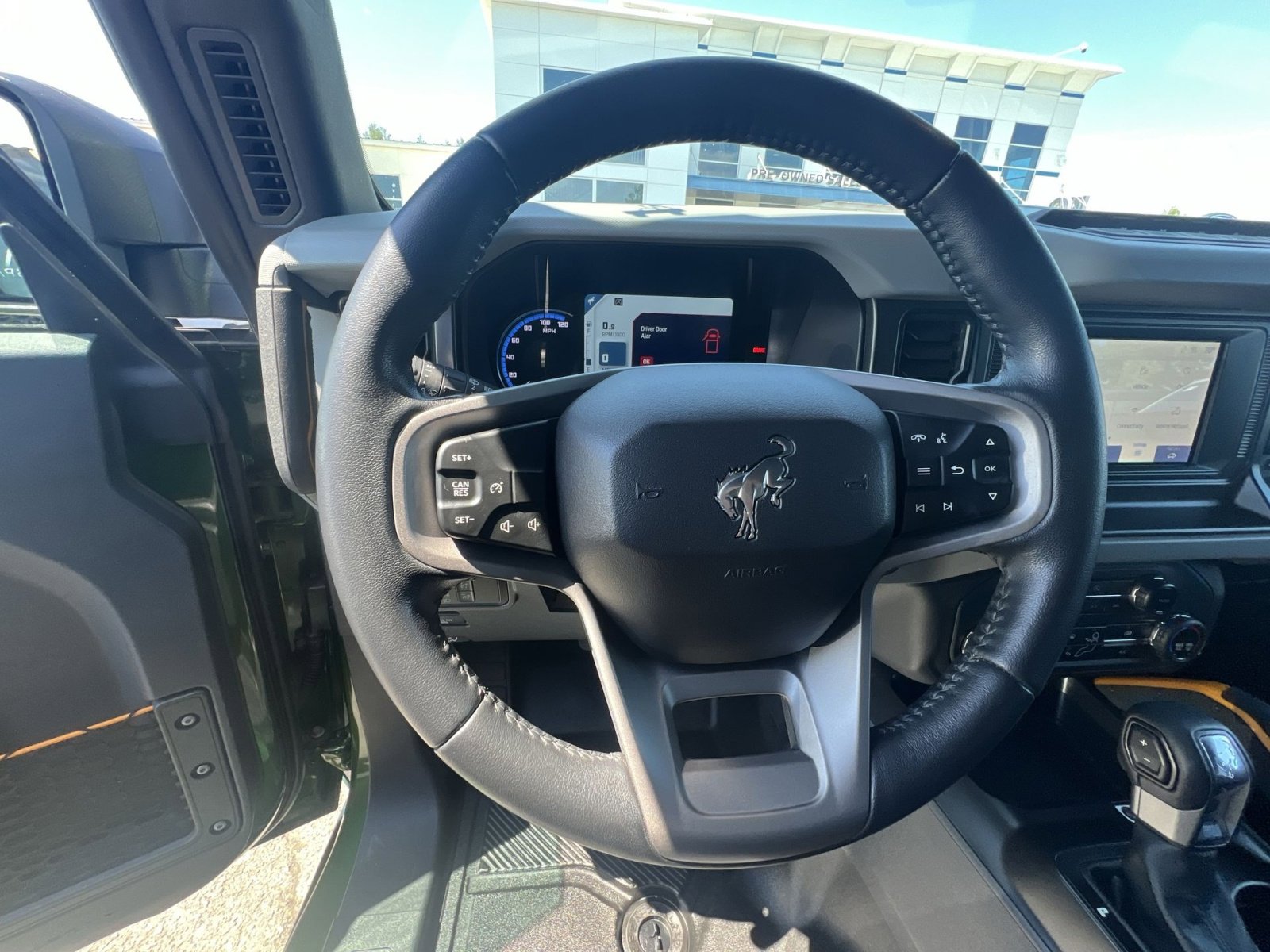 Certified 2023 Ford Bronco Badlands w/ Sasquatch Package AWD/4WD image 24