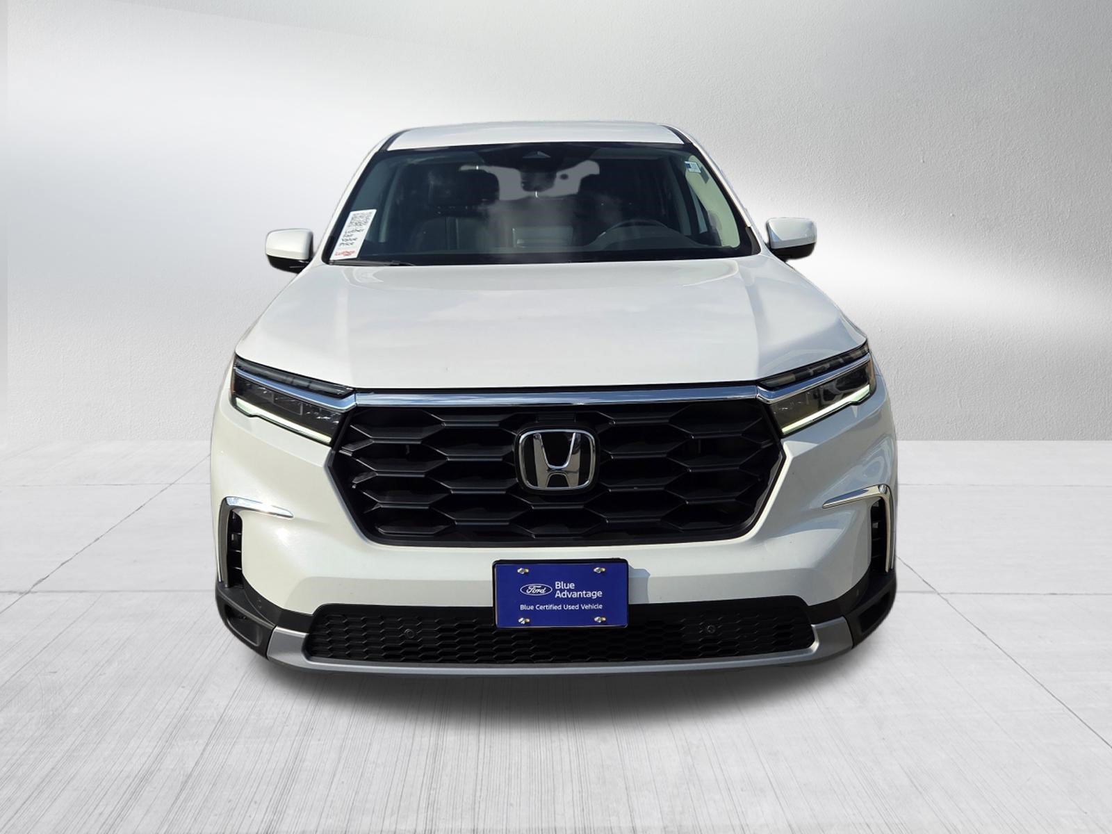 Used 2023 Honda Pilot EX-L image 2