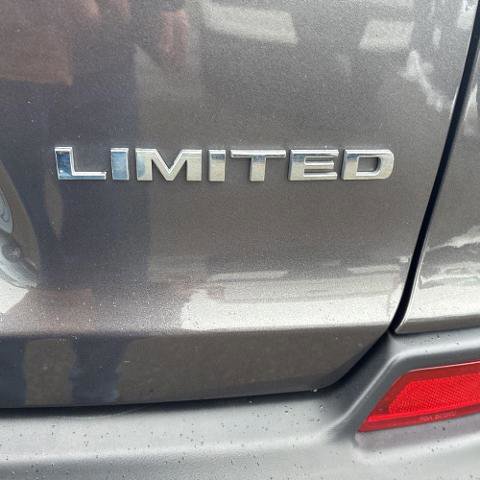 Used 2020 Jeep Cherokee Limited w/ Technology Group image 26