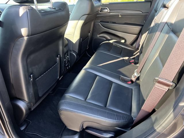 Used 2021 Jeep Grand Cherokee Limited AWD/4WD image 14