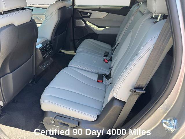 Used 2025 Acura MDX SH-AWD w/ Technology Package image 11