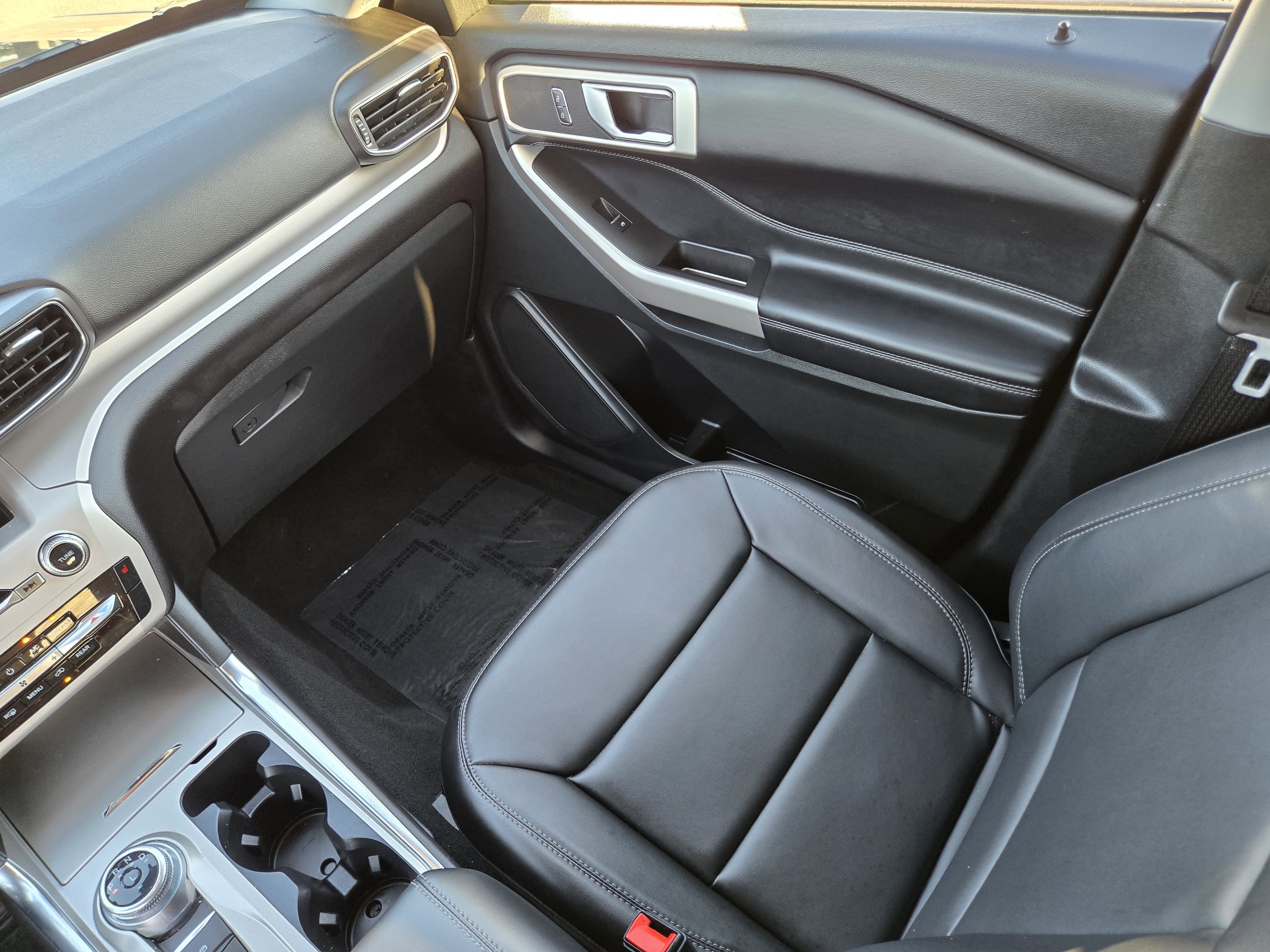 Certified 2023 Ford Explorer XLT w/ Equipment Group 202A image 16