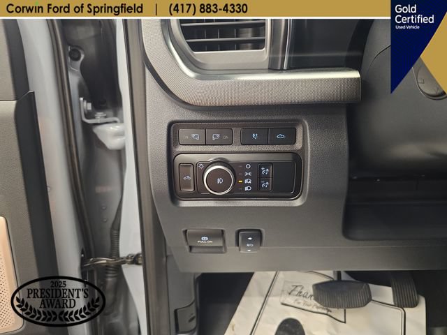 Certified 2024 Ford F250 Platinum w/ Tremor Off-Road Package AWD/4WD image 40