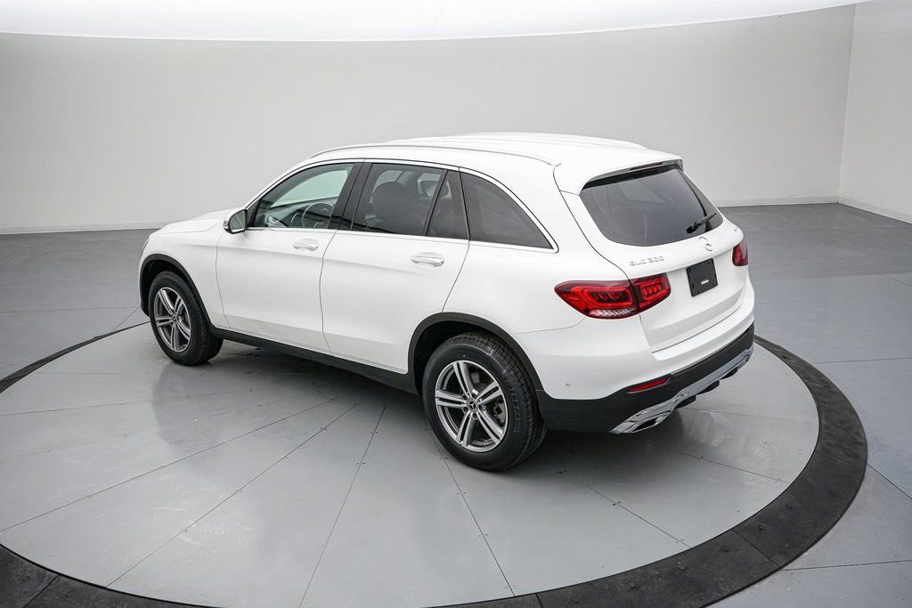 Used 2022 Mercedes-Benz GLC 300 4MATIC image 3