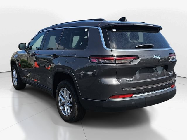 Used 2023 Jeep Grand Cherokee L Laredo w/ Luxury Tech Group I AWD/4WD image 7