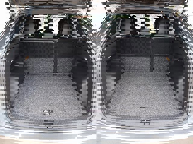 Used 2021 Volkswagen Atlas Cross Sport SE w/ Panoramic Sunroof Package image 14