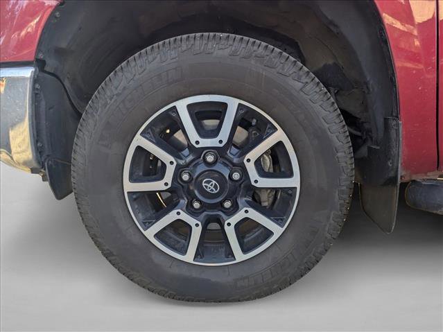 Used 2021 Toyota Tundra Limited w/ Limited Premium Package AWD/4WD image 17