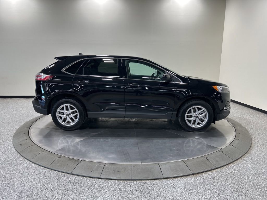 Certified 2024 Ford Edge SEL w/ Convenience Package AWD/4WD image 6