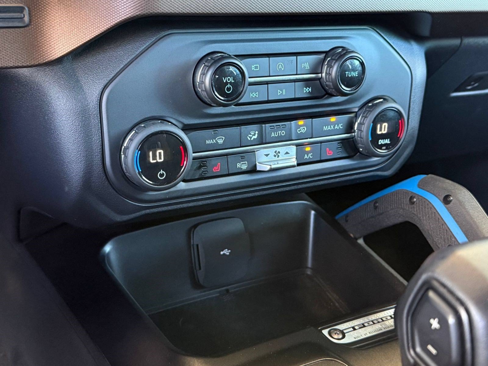Certified 2023 Ford Bronco Outer Banks w/ Sasquatch Package AWD/4WD image 23