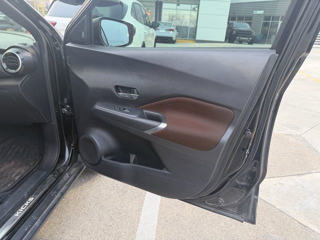 Used 2021 Nissan Kicks SR w/ Interior Electronics Package image 7
