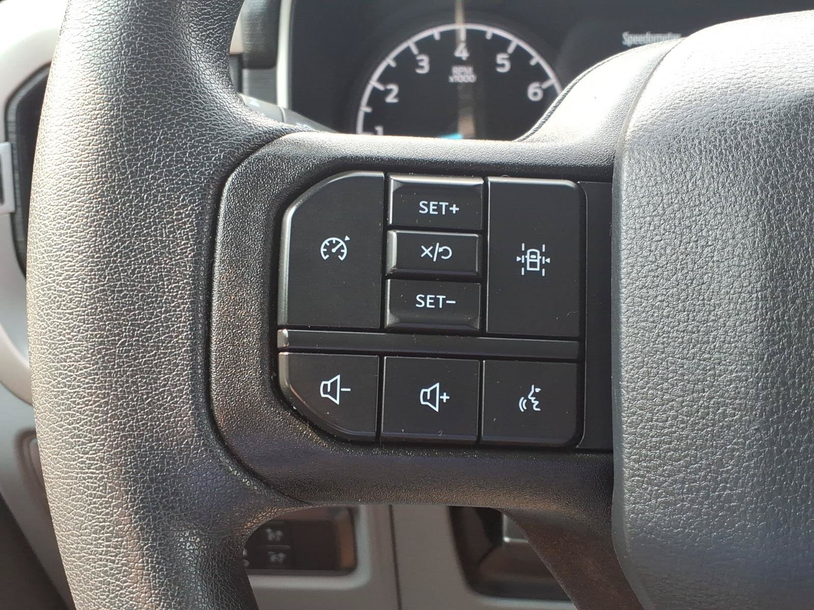Certified 2022 Ford F150 XL w/ Equipment Group 101A High RWD image 13