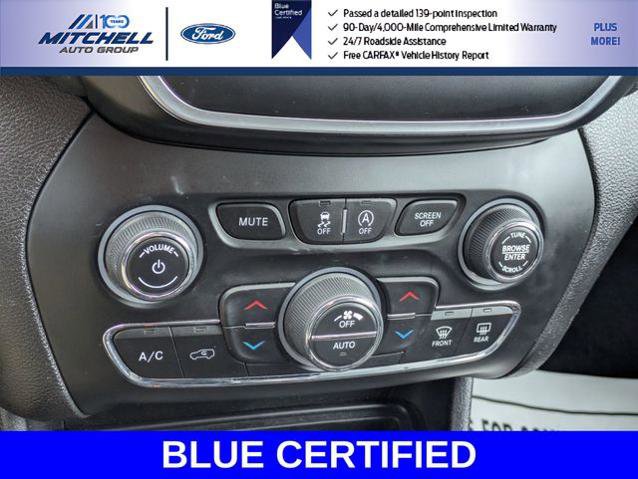 Used 2019 Jeep Cherokee Latitude Plus AWD/4WD image 21