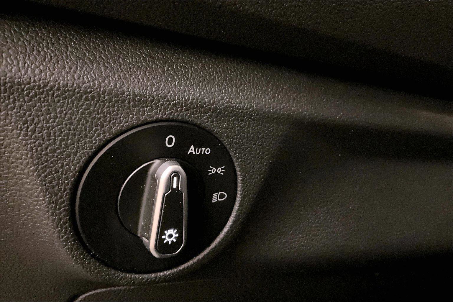 Used 2021 Volkswagen Jetta S image 30