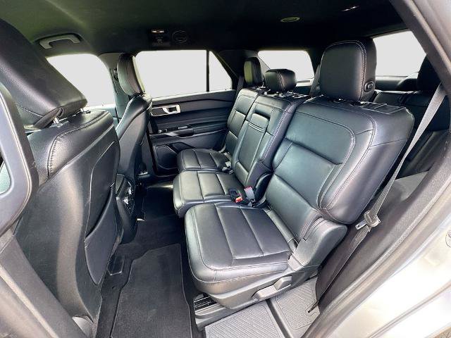 Certified 2020 Ford Explorer XLT w/ Equipment Group 202A AWD/4WD image 19