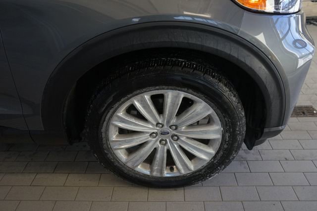 Certified 2021 Ford Explorer Limited w/ Equipment Group 301A image 16