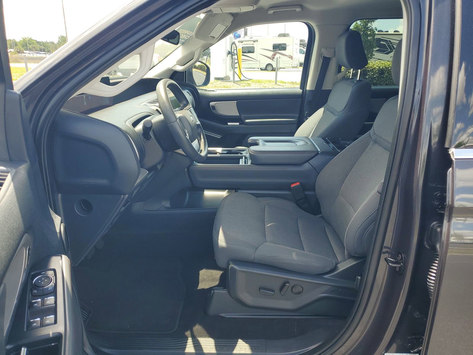 Certified 2025 Ford Expedition Active RWD image 19
