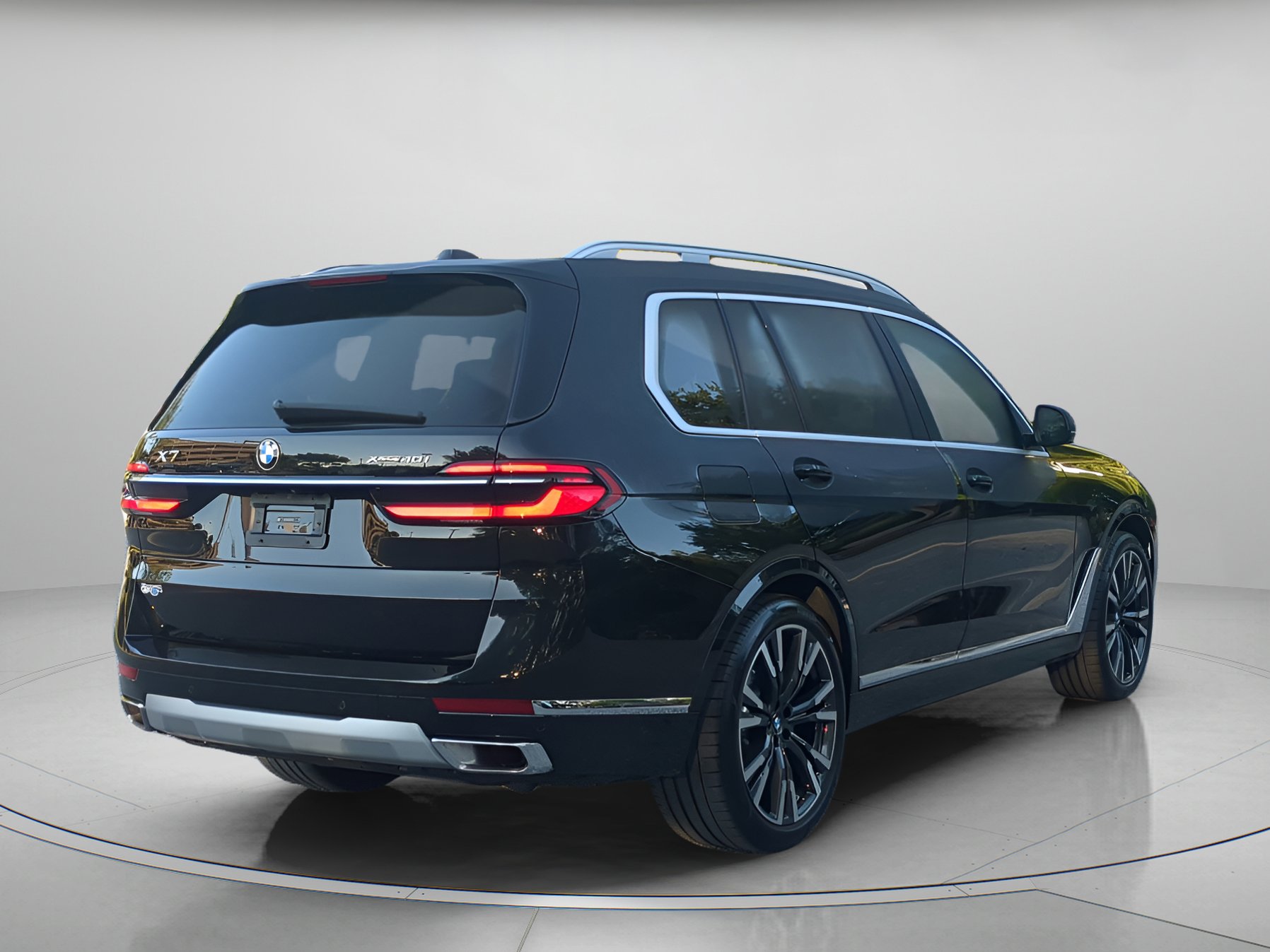 Used 2025 BMW X7 xDrive40i w/ Premium Package AWD/4WD image 40
